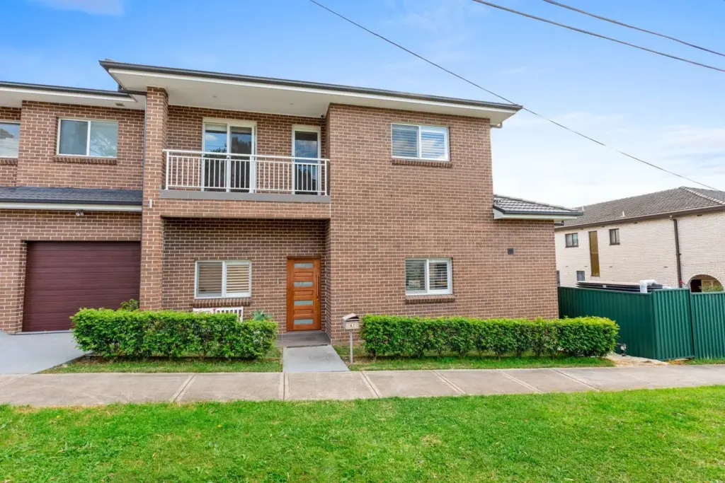 Victoria Rd West Ryde duplex – photo 1